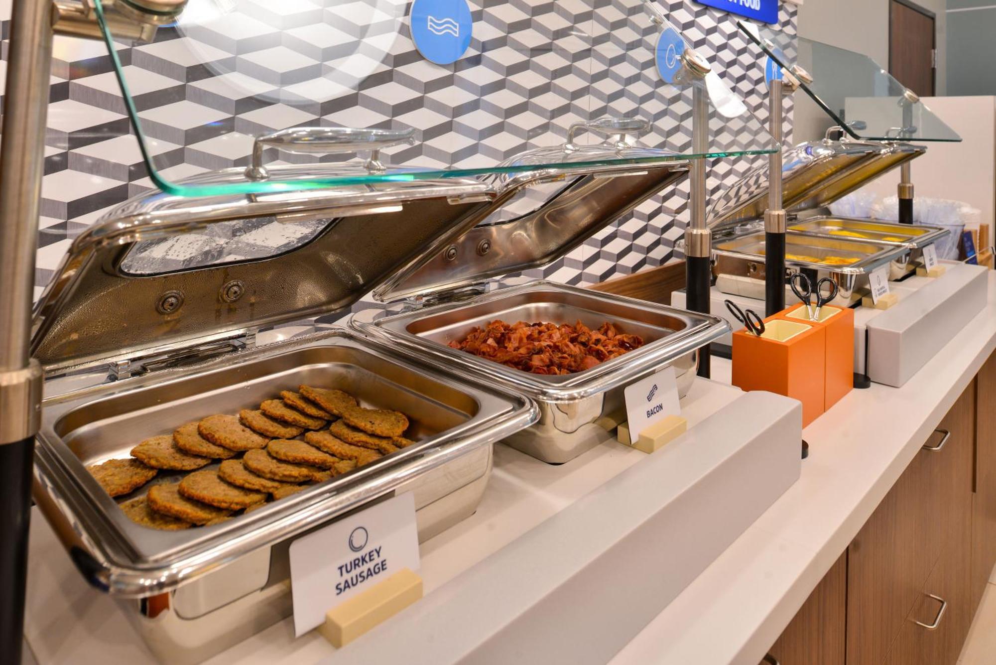 Holiday Inn Express Baltimore BWI Airport West By Ihg Hanover Bagian luar foto